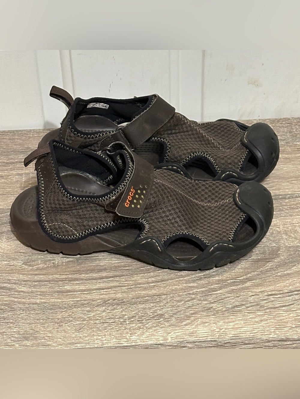 Crocs Mens Size 8 Swiftwater Clogs Sandals‎ Brown Mesh 15041
